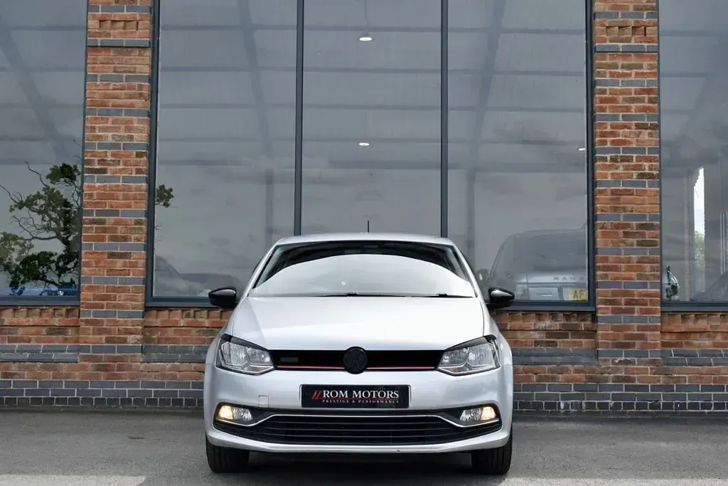 Used VW Polo SE 75 HP (55 kW) 2014 Silver Hatchback