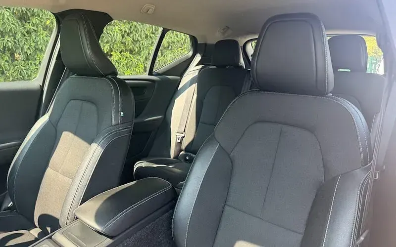 Used Volvo XC40 Momentum 150 HP (110 kW) 2020 SUV