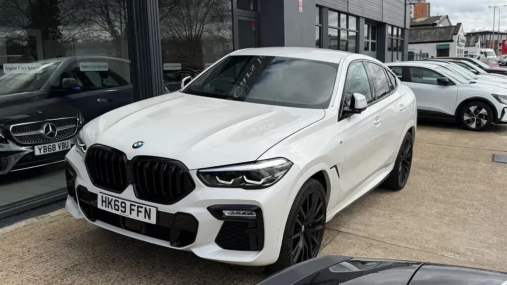 Used BMW X6 M Sport 2019 White SUV