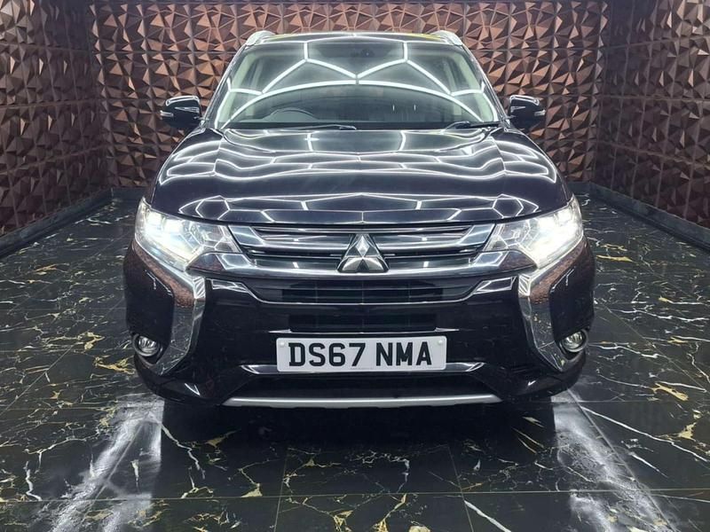 Used Mitsubishi Outlander P-HEV 2017 Black Estate