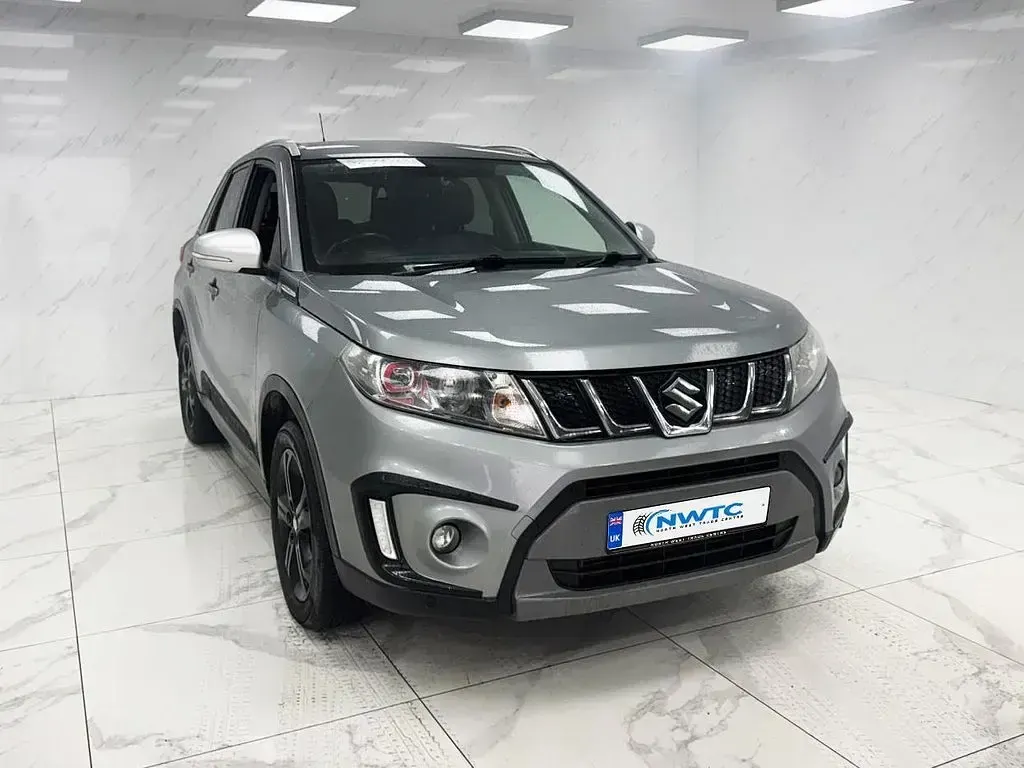 Used Suzuki Vitara 140 HP (102 kW) 2017 Grey SUV
