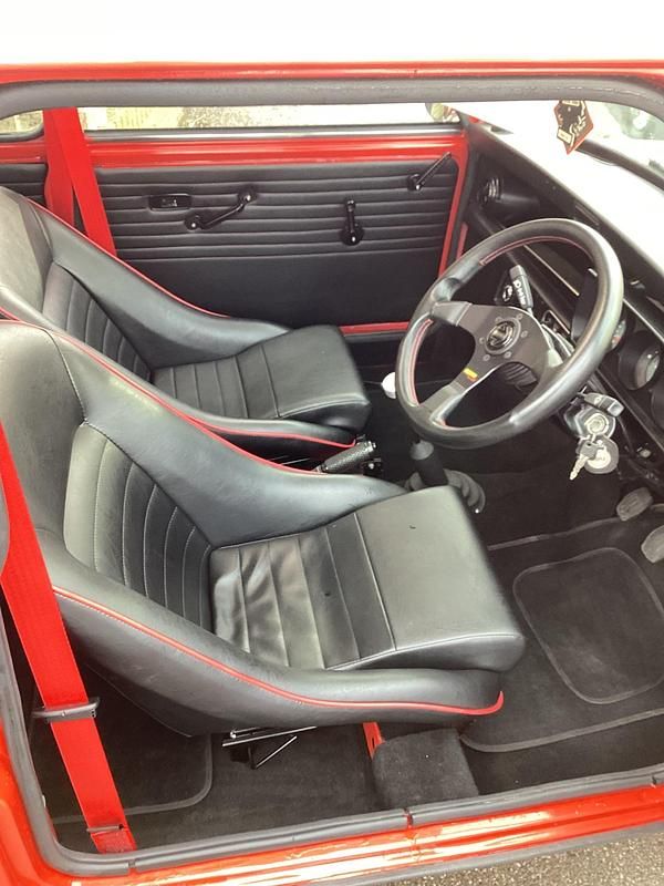 Used Rover Mini 82 HP (60 kW) 1996 Red Sedan