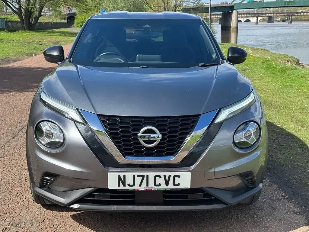 Used Nissan Juke N-Connecta 114 HP (83 kW) 2021 Grey SUV