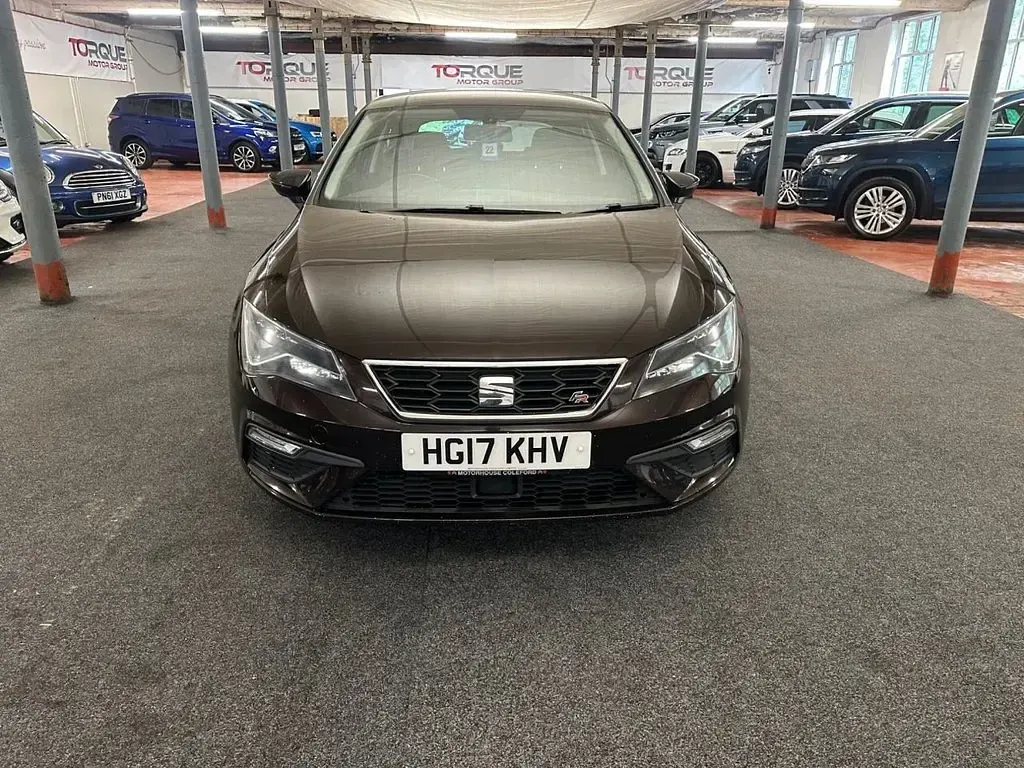 Used Seat Leon FR 184 HP (135 kW) 2017 Mauve/purple Hatchback