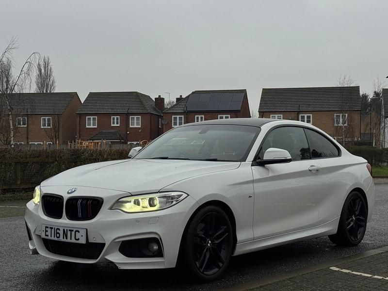 Used BMW 220 M Sport 2016 White Coupe