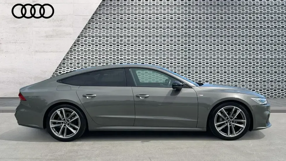 Used Audi A7 Black Edition 204 HP (150 kW) 2023 Grey Sedan