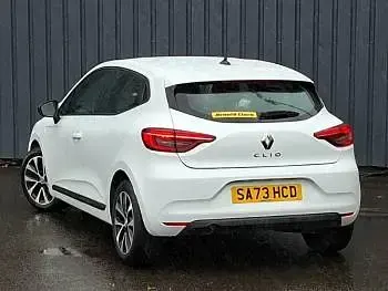 Used Renault Clio Evolution 90 HP (66 kW) 2023 White Hatchback