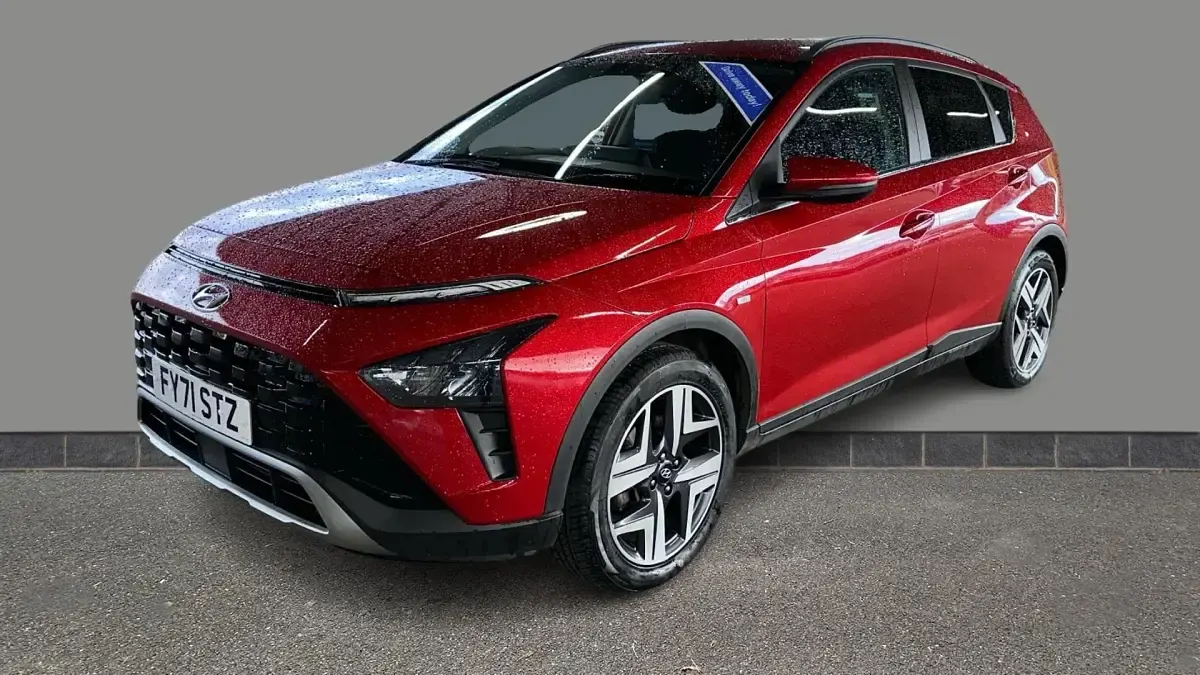 Usado Hyundai Bayon Premium 100 HP (73 kW) 2021 Vermelho SUV