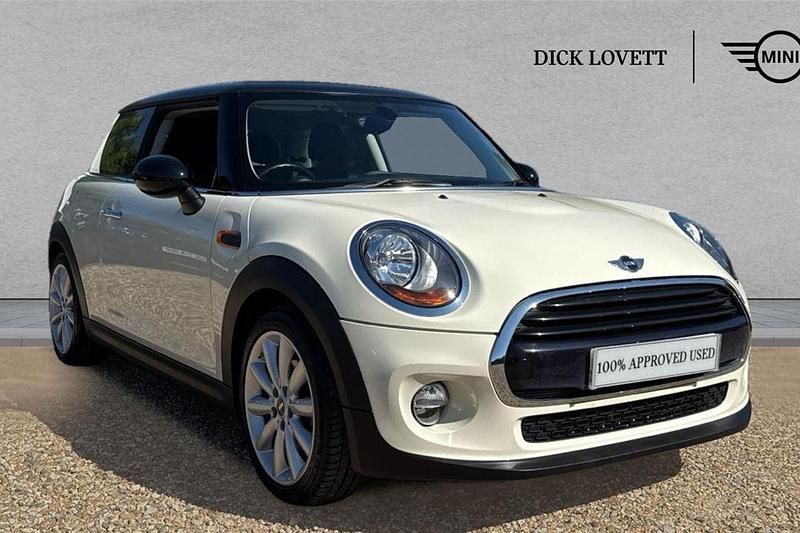 White Used 2016 Mini Cooper Hatch Hatchback | £11,995 (Good price) - Image 1/4