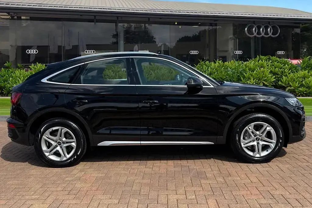 Used Audi Q5 Sport 204 HP (150 kW) 2023 Black SUV