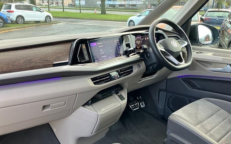 Used VW Multivan Style 150 HP (110 kW) 2025 Blue Van