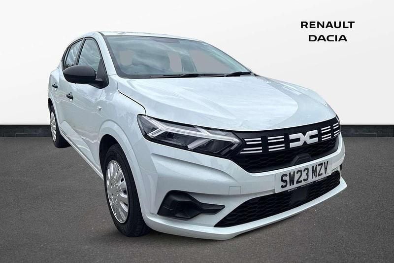 White Used 2023 Dacia Sandero Essentiel Hatchback | £9,300 (Super price) - Image 1/4