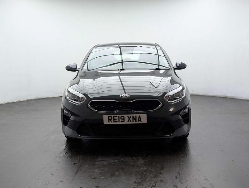 Used Kia Ceed 118 HP (86 kW) 2019 Grey Hatchback