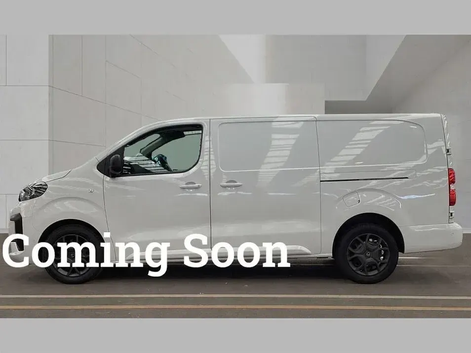 Used Citroën Dispatch 120 HP (88 kW) 2024 White MPV