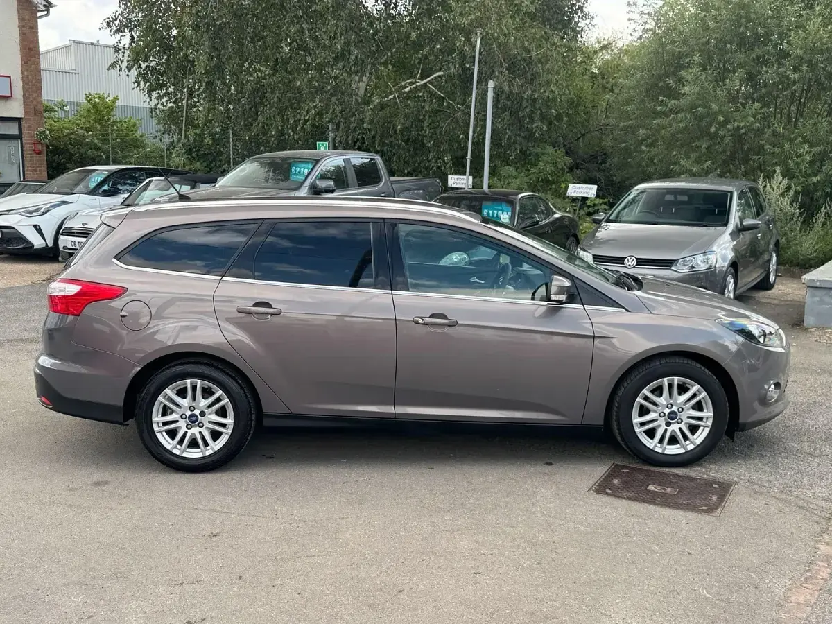 Used Ford Focus Titanium 2012 Brown Estate