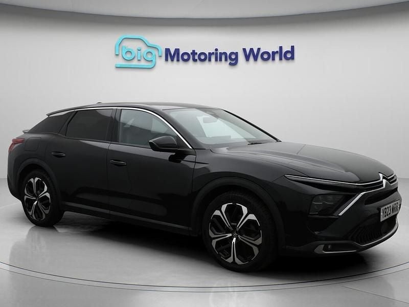 Black Used 2023 Citroën C5 X PureTech Estate | £13,400 (Good price) - Image 1/4