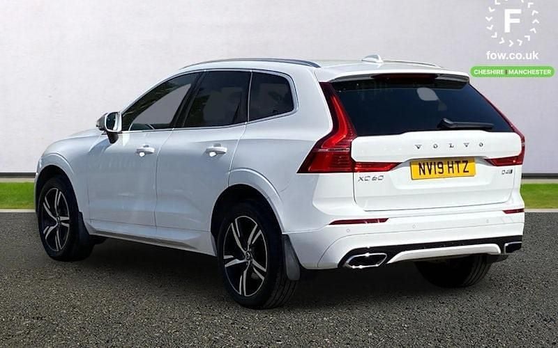 Usado Volvo XC60 R-Design 190 HP (139 kW) 2019 Branco SUV