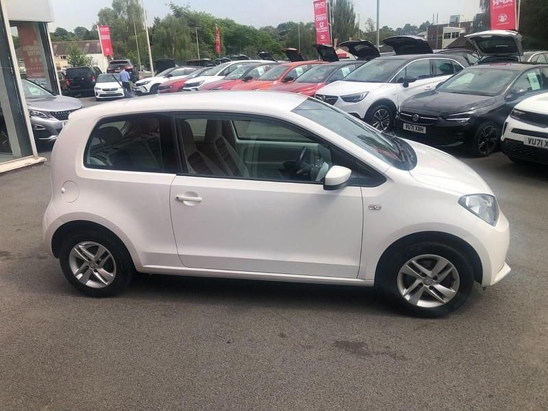 Used Seat Mii 60 HP (44 kW) 2013 White Hatchback