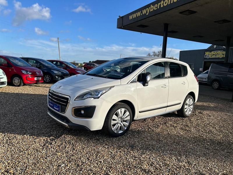 Used Peugeot 3008 Active 2015 White Hatchback