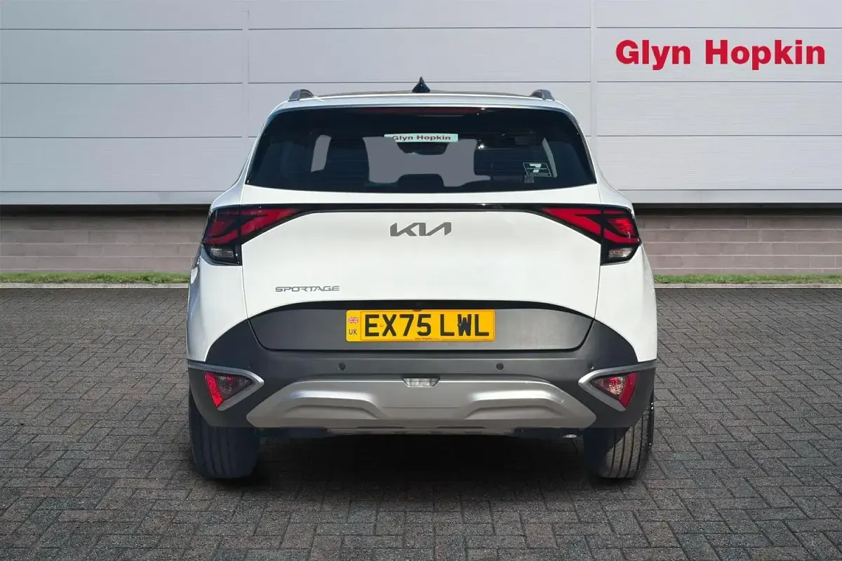 Used Kia Sportage 157 HP (115 kW) 2025 White SUV