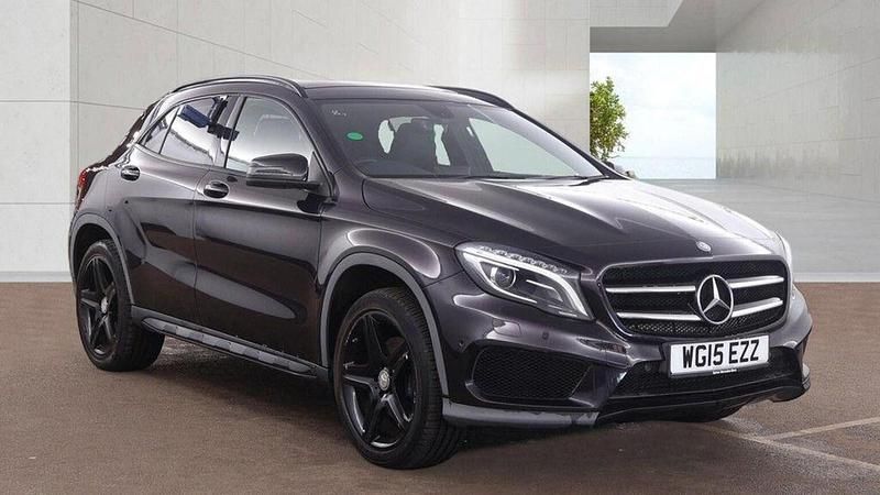 Used Mercedes GLA220 AMG line 2015 Purple SUV