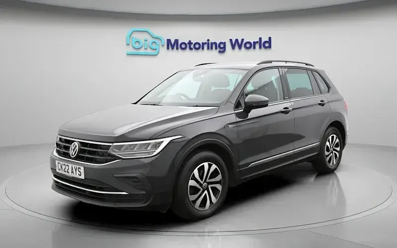 Used VW Tiguan Active 150 HP (110 kW) 2021 Grey SUV