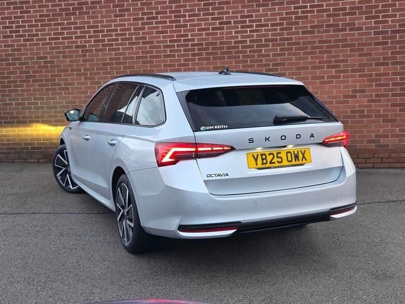 Used Skoda Octavia SportLine 110 HP (80 kW) 2025 Silver Estate