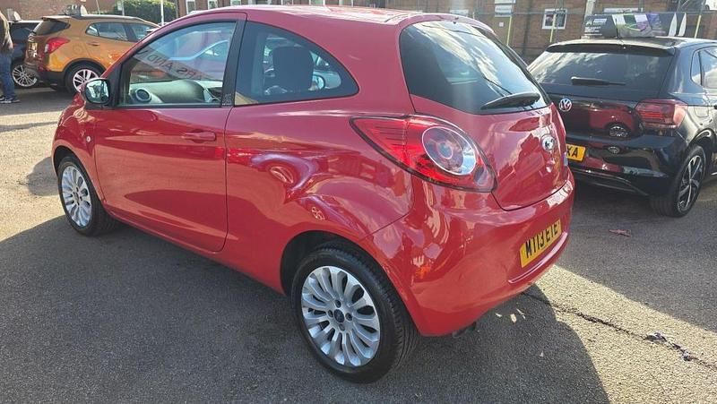 Used Ford Ka Zetec 69 HP (50 kW) 2013 Red Hatchback