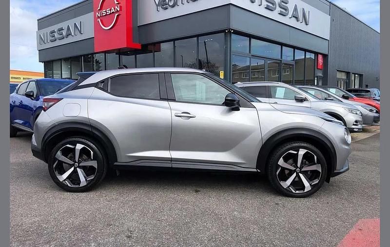 Used Nissan Juke Tekna 112 HP (82 kW) 2021 Silver SUV