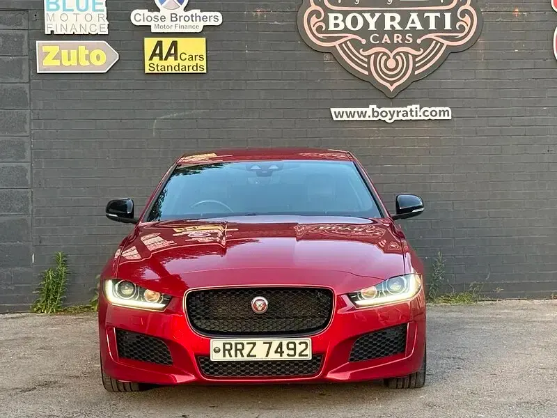 Used Jaguar XE 2018 Red Sedan