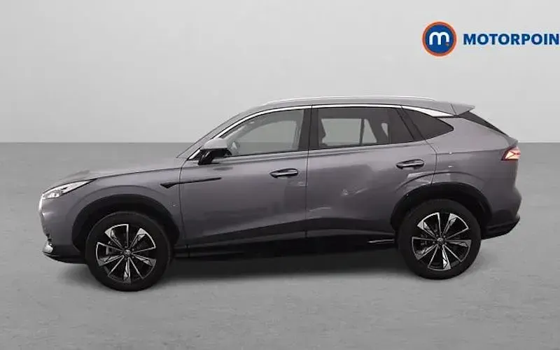 Usado MG HS Trophy 224 HP (164 kW) 2025 Cinzento SUV