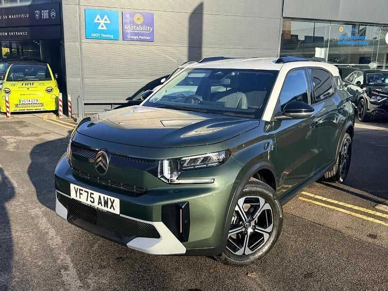 Green New 2025 Citroën C3 Aircross SUV | £19,820 (Fair price) - Image 1/4