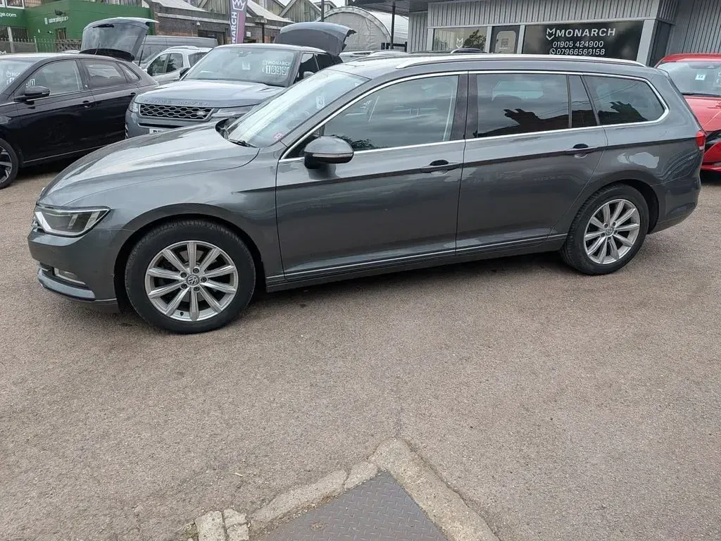 Used VW Passat Business 150 HP (110 kW) 2016 Grey Estate