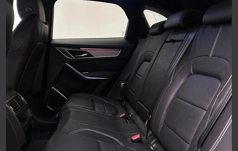 Used Jaguar F-Pace R-Dynamic 200 HP (147 kW) 2022 Black SUV