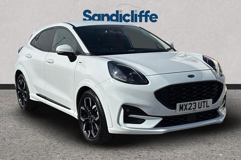 White Used 2023 Ford Puma Gen-E Hatchback | £15,823 - Image 1/4