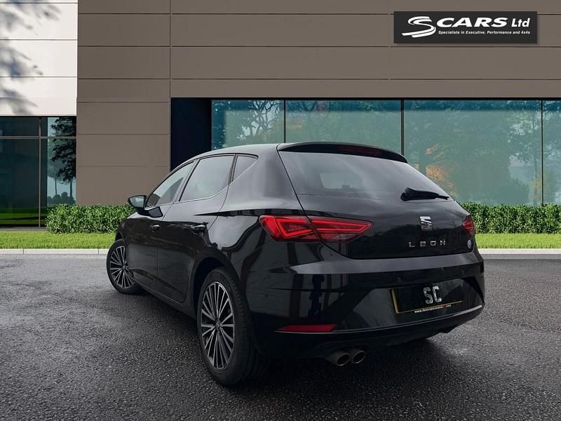 Used Seat Leon XCELLENCE Lux 150 HP (110 kW) 2019 Black Hatchback