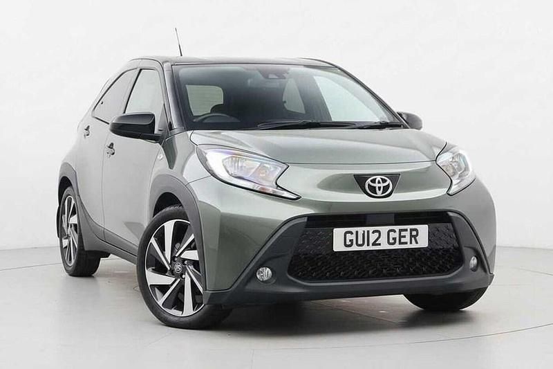 Green Used 2022 Toyota Aygo X SUV | £10,990 (Good price) - Image 1/1
