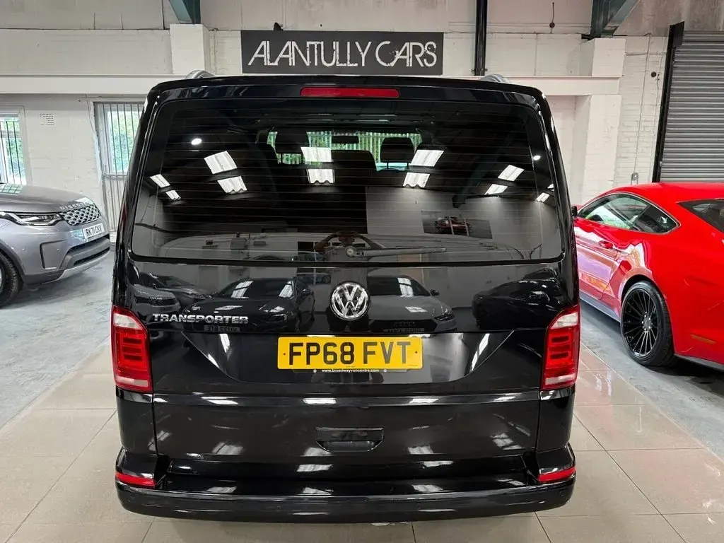Used VW Shuttle S 2018 Black MPV