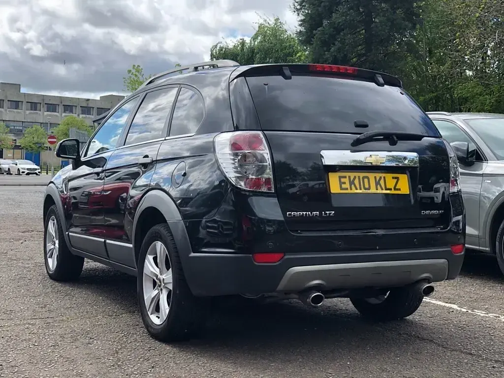 Used Chevrolet Captiva LTZ 148 HP (108 kW) 2010 Black SUV