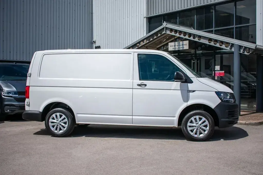 Used VW T6.1 Startline 150 HP (110 kW) 2019 White Van