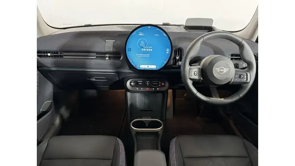 Used Mini Cooper S Hatch 201 HP (147 kW) 2025 Silver Hatchback