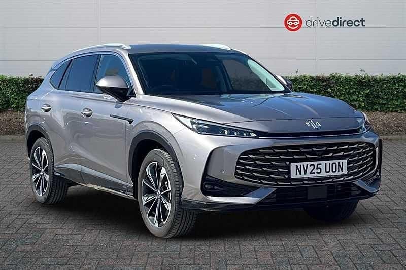 Metallic sterling silver Used 2025 MG HS Trophy SUV | £24,150 - Image 1/4