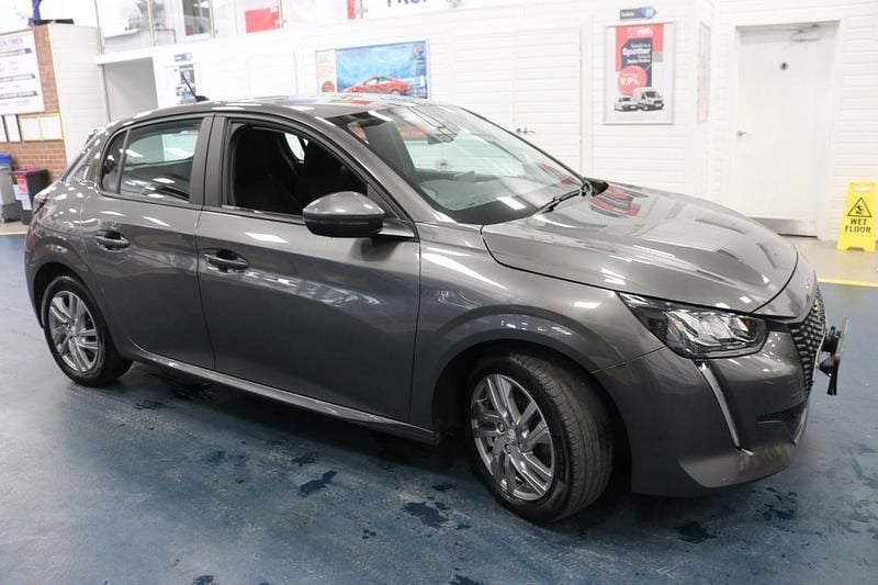 Used Peugeot 208 Active 100 HP (73 kW) 2020 Grey Hatchback