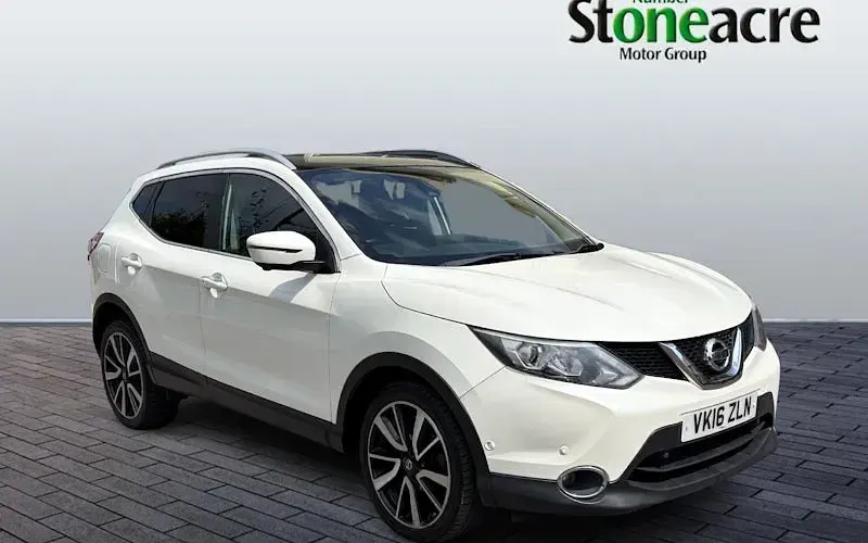 Used Nissan Qashqai Tekna 163 HP (119 kW) 2016 SUV