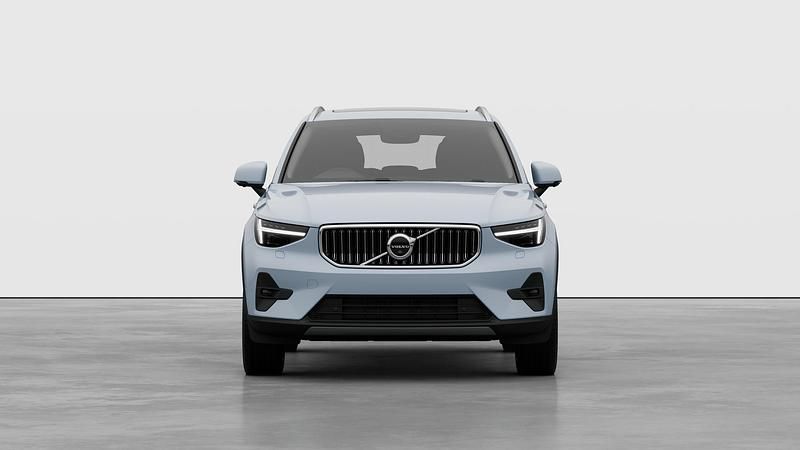 New Volvo XC40 Ultra 163 HP (119 kW) 2025 Cloud blue SUV