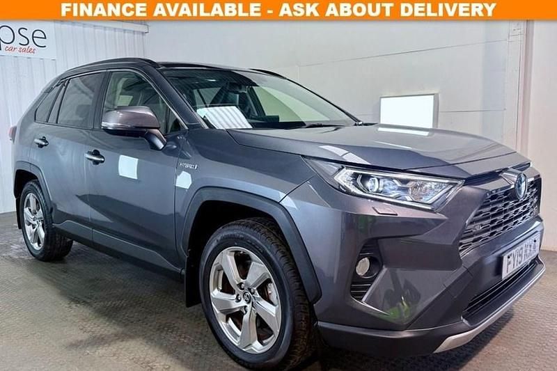 Used Toyota RAV4 Hybrid 222 HP (163 kW) 2019 SUV