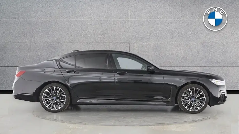 Used BMW 745e M Sport 389 HP (286 kW) 2022 Black Sedan