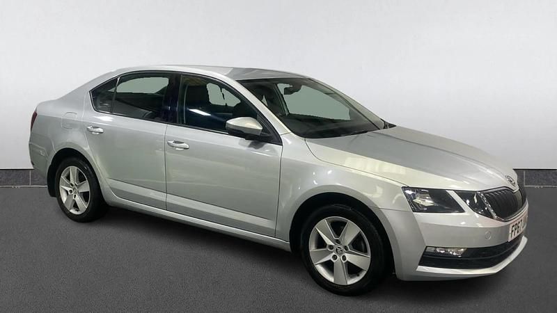 Used Skoda Octavia SE 115 HP (84 kW) 2017 Silver Hatchback