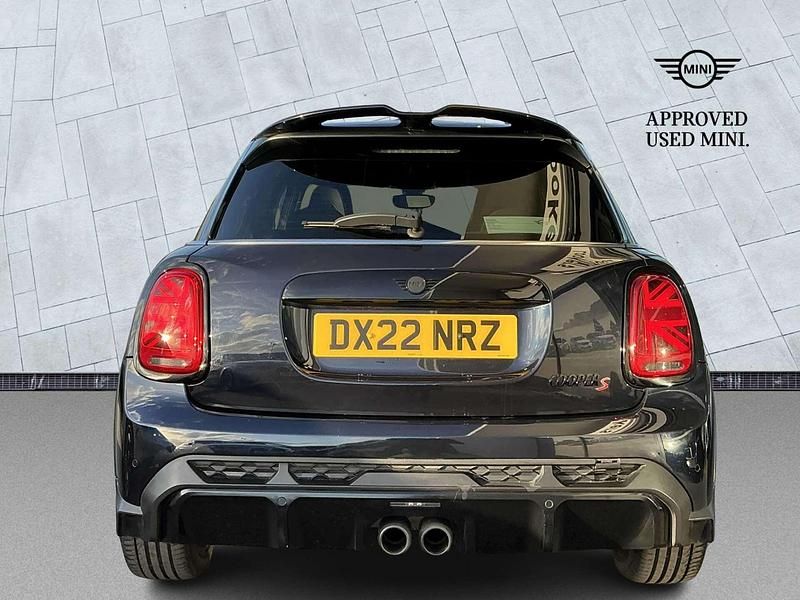 Used Mini Cooper S Hatch 176 HP (129 kW) 2022 Black Hatchback