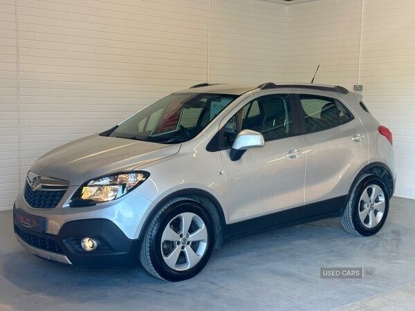 Silver Used 2015 Vauxhall Mokka SUV | £4,995 (Good price) - Image 1/4